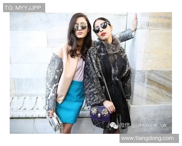 足球明星双色染发潮流解析与风格展示引领时尚新趋势